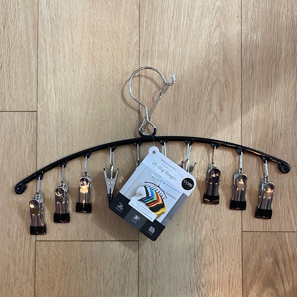 Clip Hanger for hats